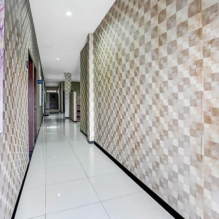Oyo 90889 Dkb Residence Surabaya Eksteriør billede