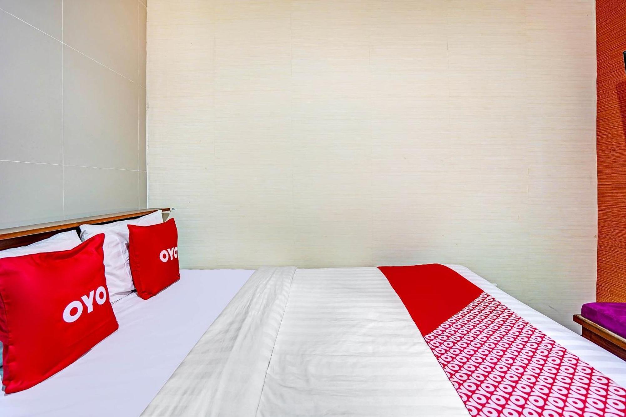 Oyo 90889 Dkb Residence Surabaya Eksteriør billede
